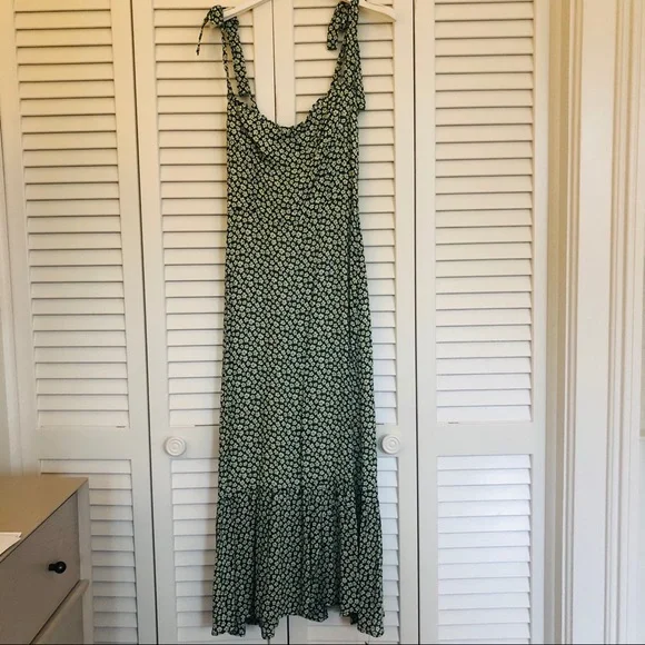 New Reformation Nikita Dress Venezuela 8 - Picture 5 of 7